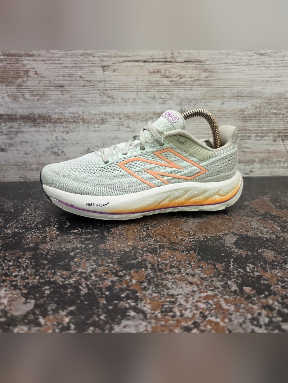 Womens New Balance Fresh Foam Vongo Running Shoes Sz 6.5 Used Sneakers